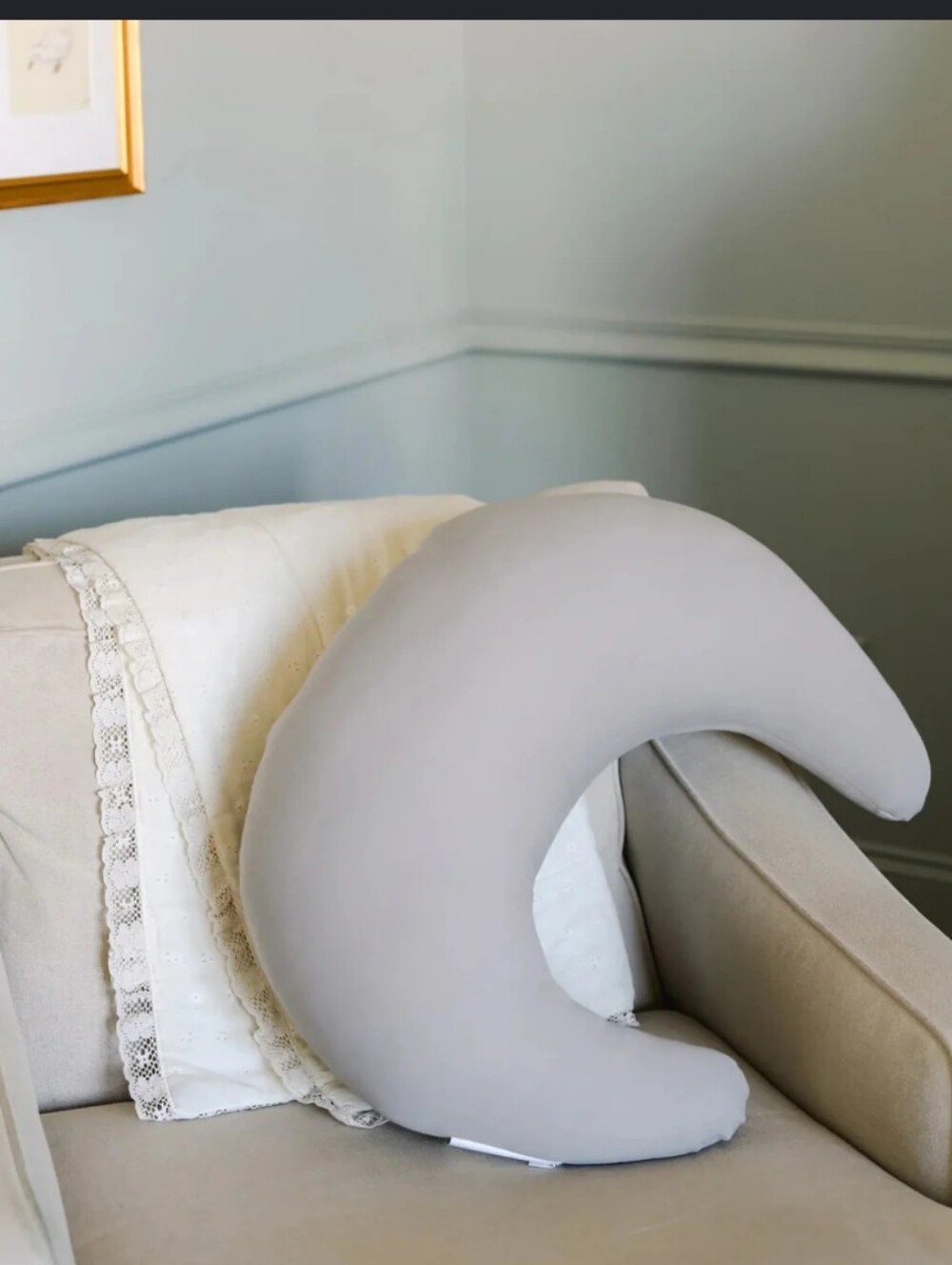 Snuggle Me Feeding Support Pillow - Cream